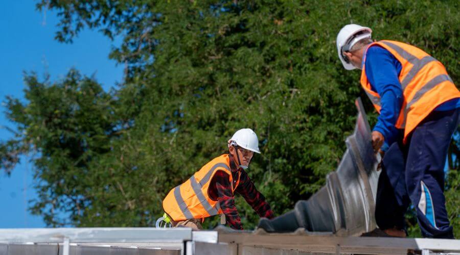 Professional residential roofers in Recluse, WY